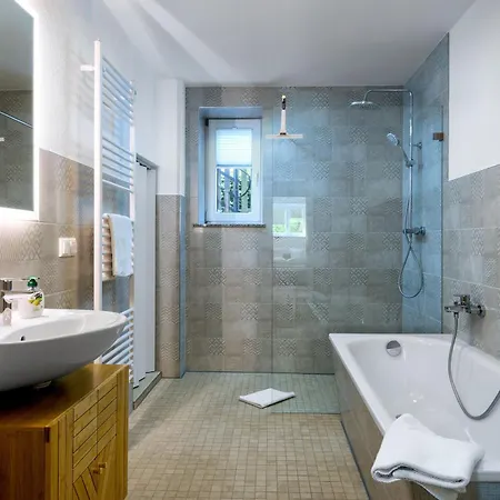 Neu Sandfee - Sauna, Kamin Uvm Апартаменты Засниц